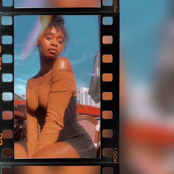 Meet your Posher, Joliyana - Picture 1 of 1